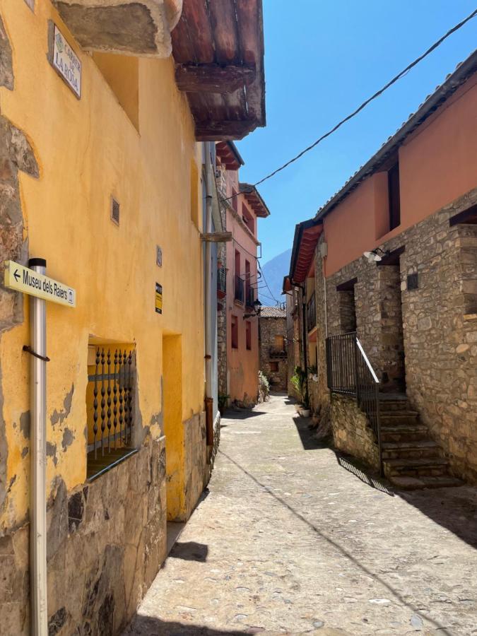 Apartamento Con Estupendas Vistas A Coll de Nargó Exteriör bild